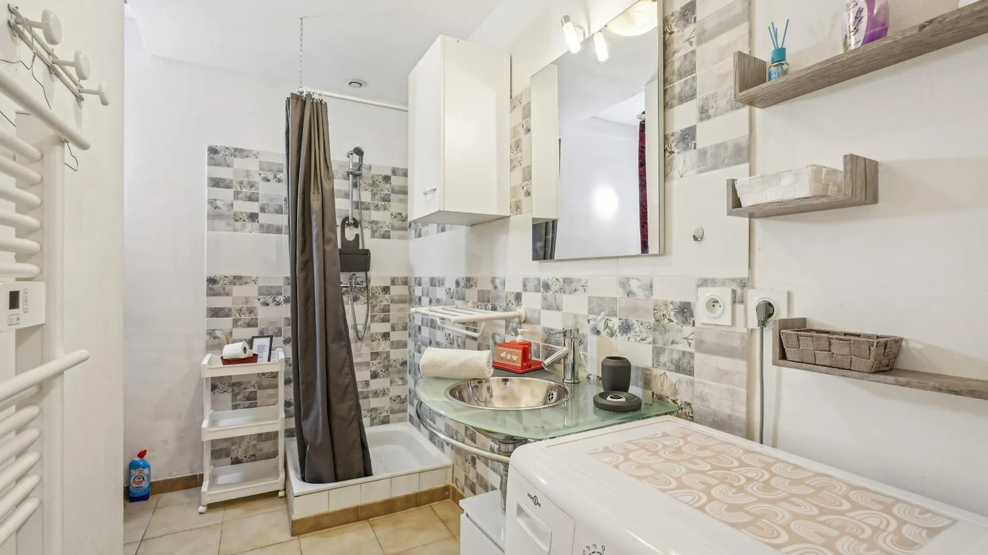 Studio Garden And Serenity, Near Eurexpo And Groupamastadium Saint-Priest  Frankrig